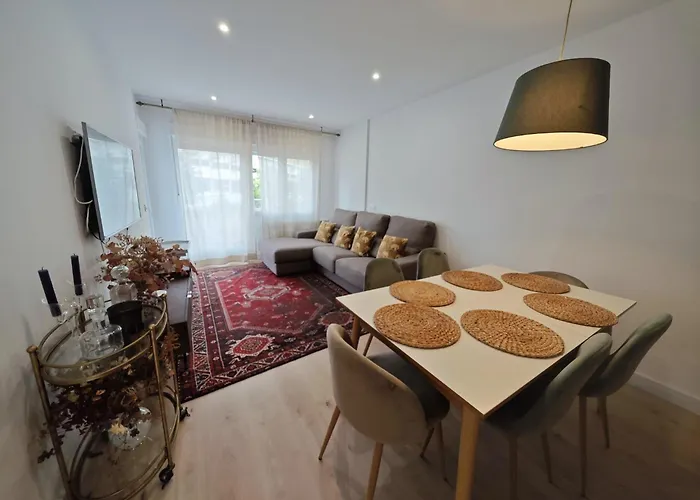 Tomas Paredes, Vigo, 3 Habitaciones